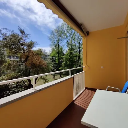 Apartment Lido Locarno * ロカルノ